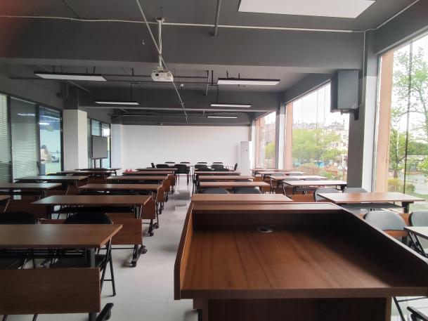 渤學(xué)職培設(shè)施