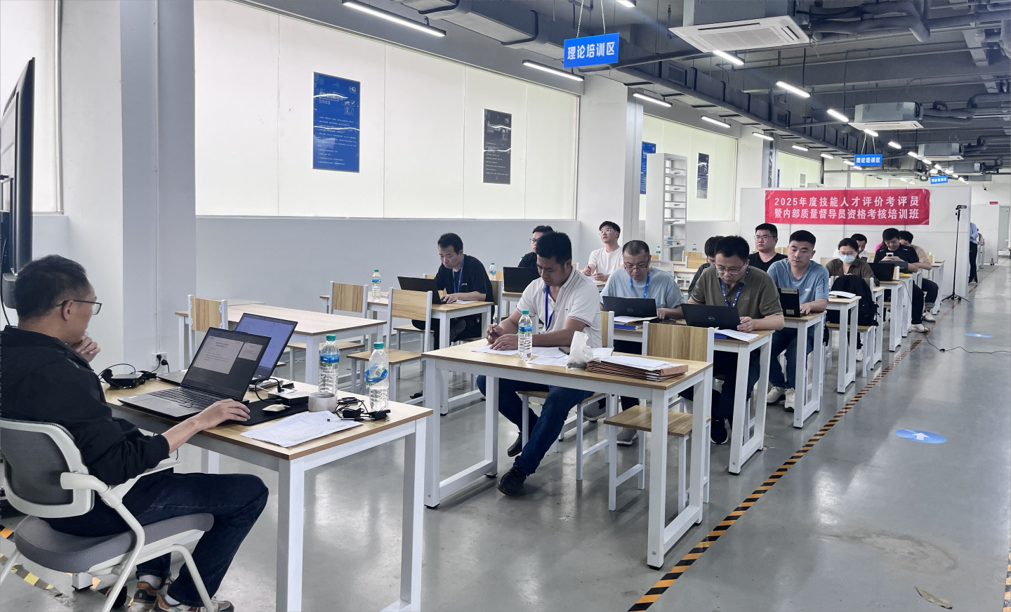 1764234253156088764.png 76c9cda2-c589-4752-9bca-d2059f0d6aaf(1).png